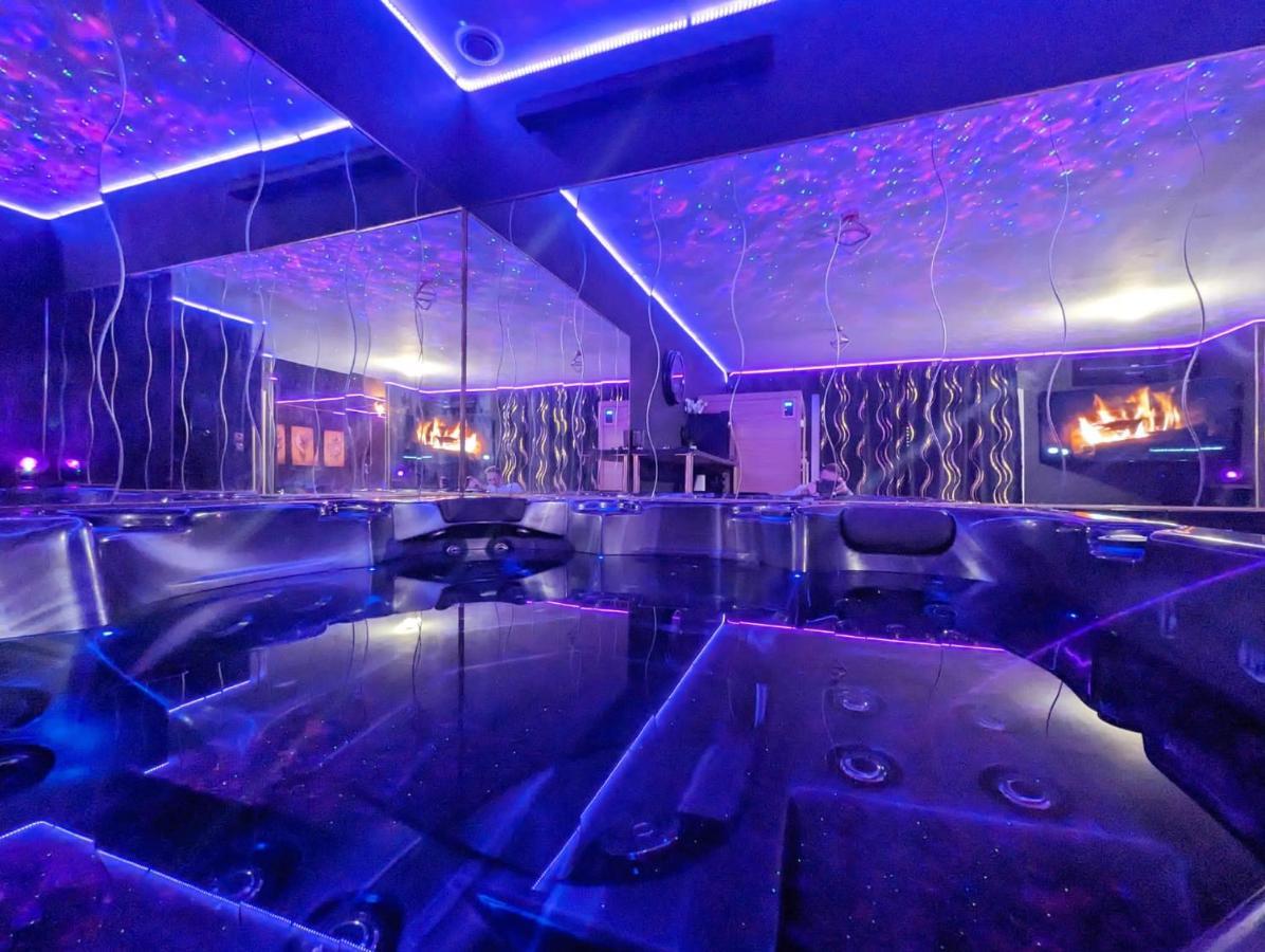 La Gold Room Jacuzzi & Sauna Prive Perpignan Bagian luar foto